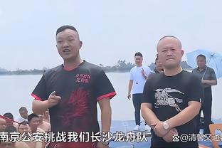 曼晚记者：卢克-肖还不适合上场比赛，但已经接近复出